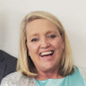 Meet your Posher, Lesly